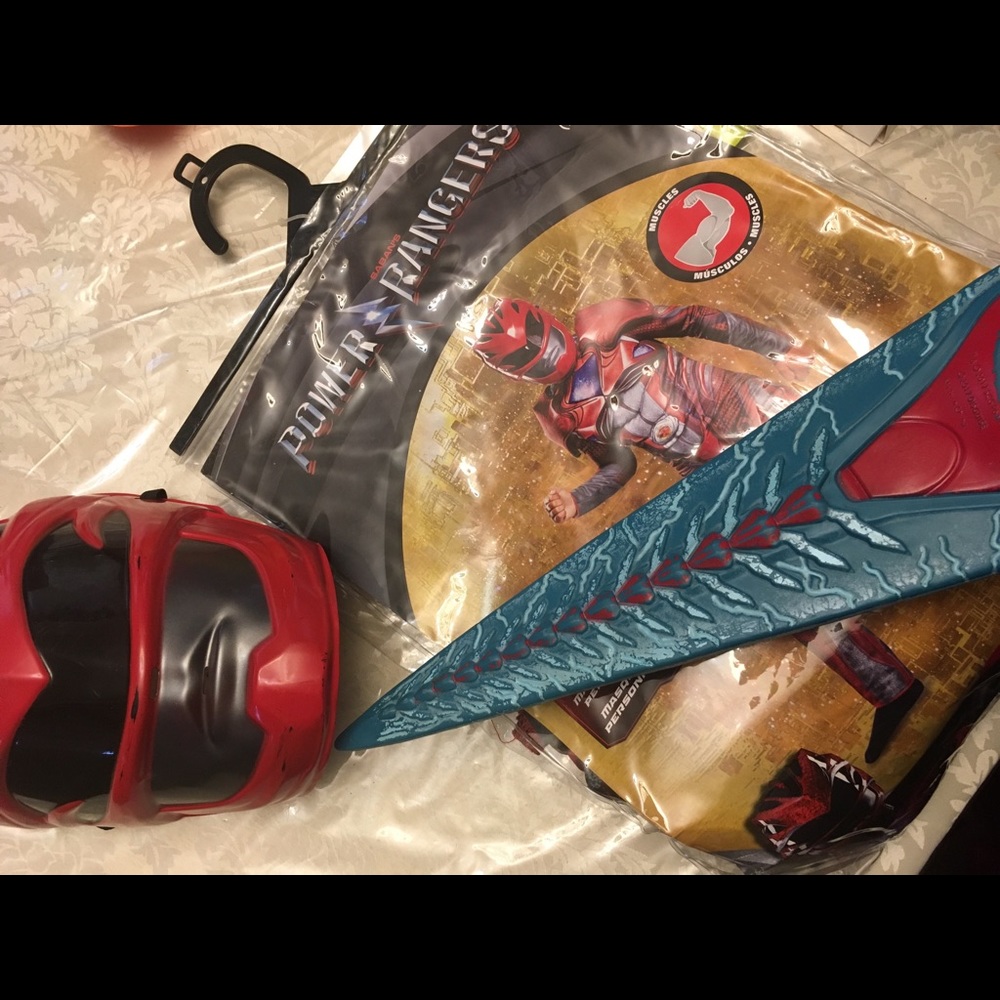 Boys power ranger costumer size 7/8